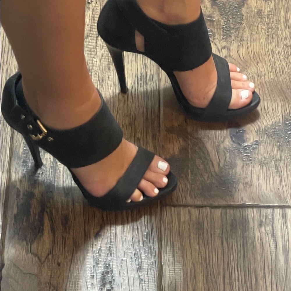 Elegant Sante made in Greece Black Stiletto Heels